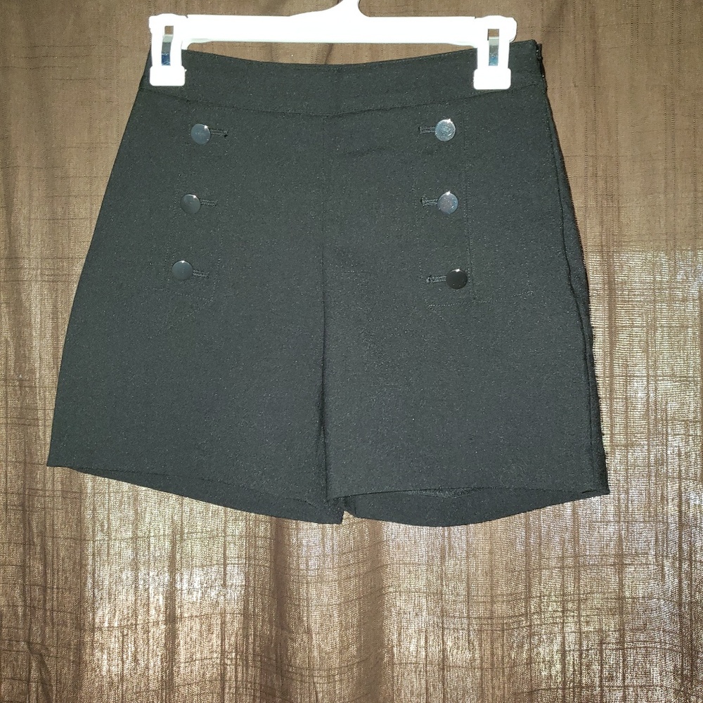H&M dress shorts size 2 NWOT